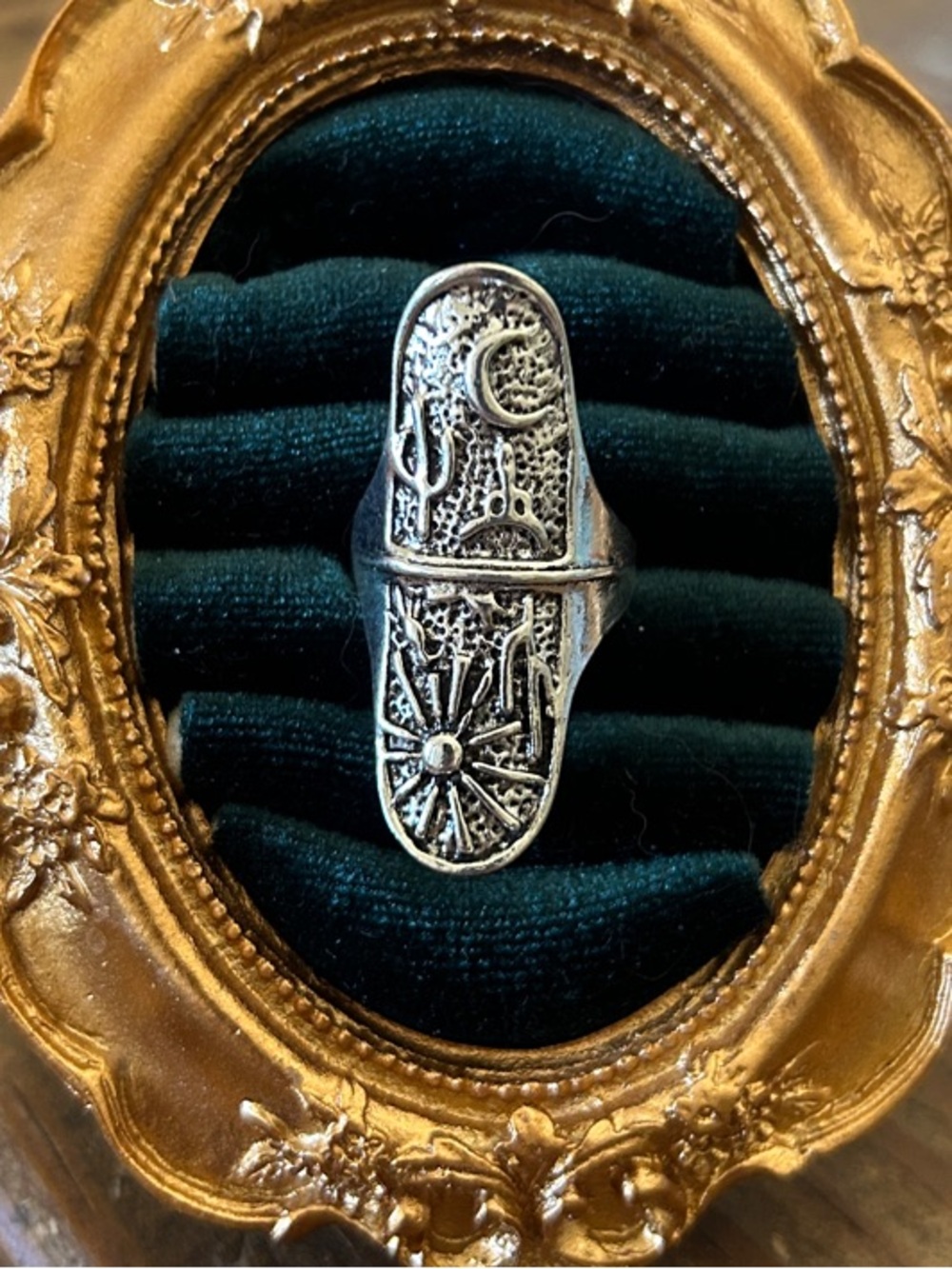 & Other Stories Silver-Tone Celestial Engraved Shield Ring